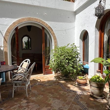 Riad Oasis D'Асила Экстерьер фото