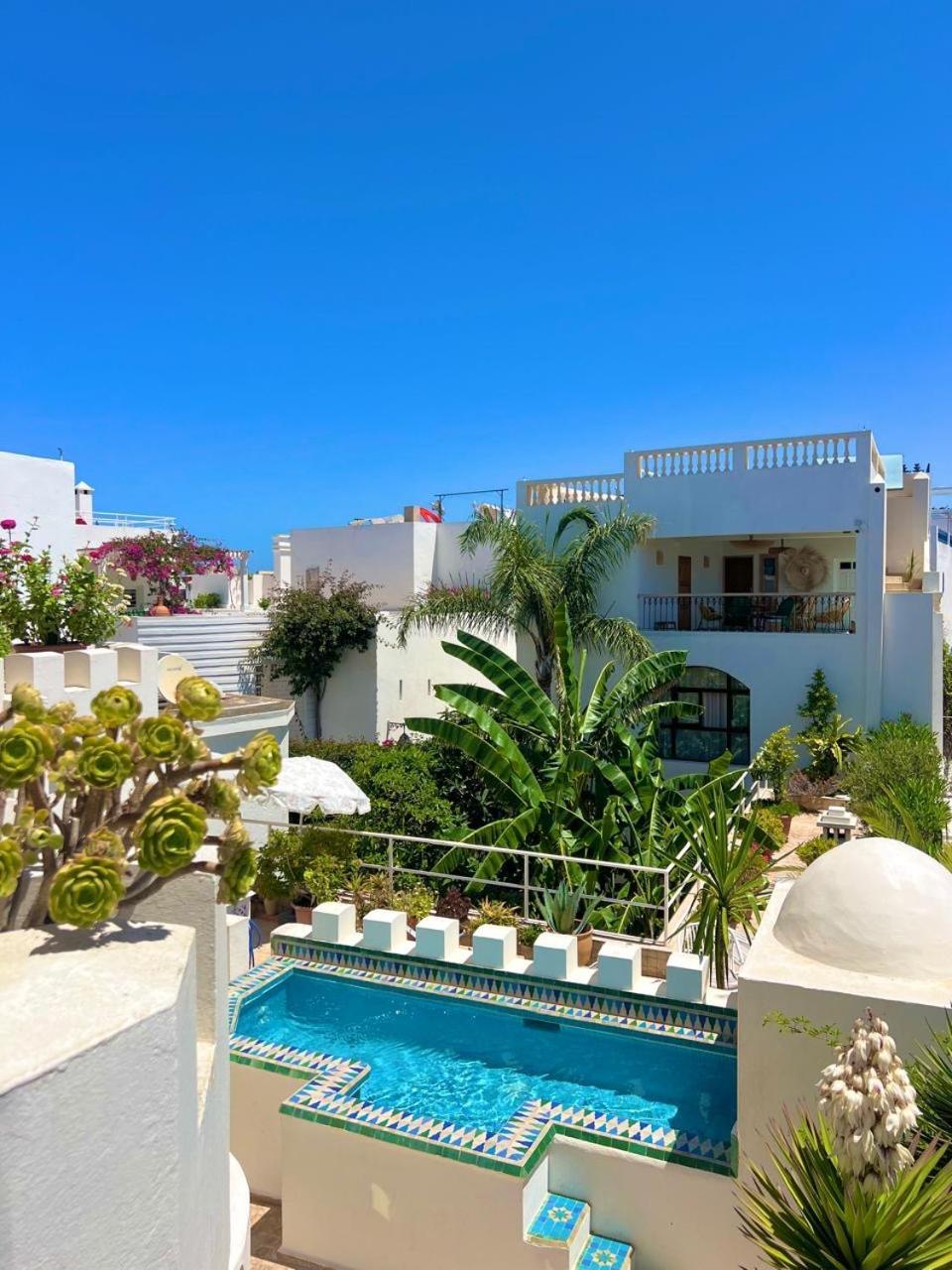 Riad Oasis D'Асила Экстерьер фото